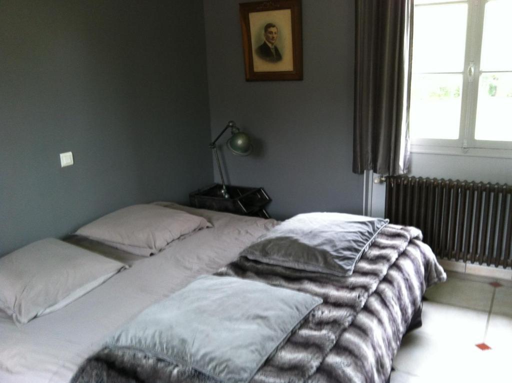 Chambres D'Hotes La Levriere Saint-Denis-le-Ferment Bilik gambar