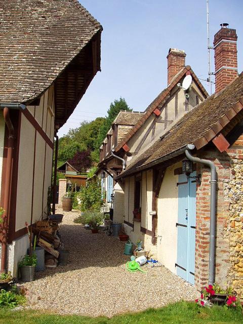Chambres D'Hotes La Levriere Saint-Denis-le-Ferment Luaran gambar